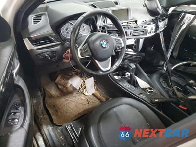Zdjęcie 8 z 13 samochodu: 2017 BMW X1 XDRIVE28I VIN:WBXHT3C31H5F83040 - miniatura
