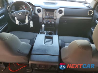 Zdjęcie 8 z 12 samochodu: 2015 TOYOTA TUNDRA SR5 VIN:5TFDW5F10FX431483 - miniatura