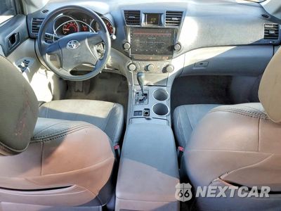 Zdjęcie 8 z 12 samochodu: 2008 TOYO HIGHLANDER FWD BASE VIN:JTEDS41A082020500 - miniatura