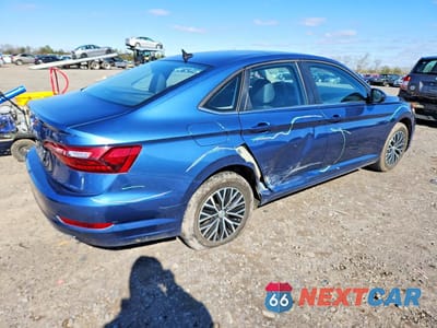 Trzecie zdjęcie samochodu z tyłu: 2021 VOLKSWAGEN JETTA S VIN:3VWC57BU7MM095535 - miniatura