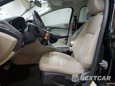 Zdjęcie 7 z 12 samochodu: 2017 FORD FOCUS SE VIN:1FADP3F2XHL223282 - miniatura