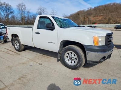 Czwarte zdjęcie samochodu z boku: 2010 GMC SIERRA K1500 VIN:1GTPKTE04AZ265679 - miniatura