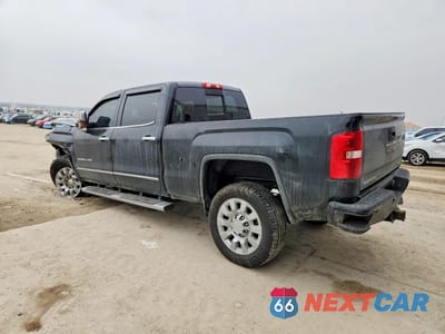 Drugie zdjęcie samochodu z przodu: 2019 GMC SIERRA K2500 DENALI VIN:1GT12SEY2KF234777 - miniatura
