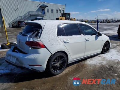 Trzecie zdjęcie samochodu z tyłu: 2019 VOLKSWAGEN GOLF R VIN:WVWVA7AU3KW217510 - miniatura