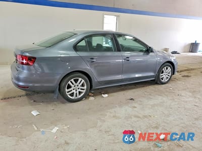 Trzecie zdjęcie samochodu z tyłu: 2018 VOLKSWAGEN JETTA S VIN:3VW2B7AJ9JM260573 - miniatura