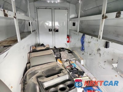 Zdjęcie 10 z 12 samochodu: 2021 CHEV EXPRESS G3500 VIN:1GB3GRC72M1305753 - miniatura