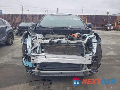 Piąte zdjęcie samochodu w środku: 2023 TOYOTA RAV4 HYBRID XSE VIN:4T3E6RFV0PU127896 - miniatura