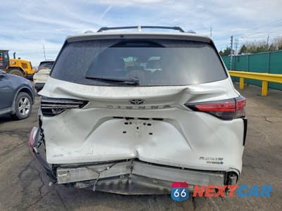 Zdjęcie 6 z 13 samochodu: 2024 TOYOTA SIENNA PLATINUM 7-PASSENGER VIN:5TDESKFC3RS125369 - miniatura