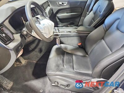 Zdjęcie 7 z 13 samochodu: 2023 VOLVO XC60 CORE VIN:YV4L12RK1P1374516 - miniatura