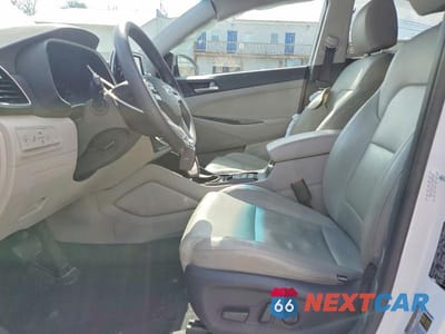 Zdjęcie 7 z 13 samochodu: 2020 HYUNDAI TUCSON SEL VIN:KM8J3CAL2LU154370 - miniatura
