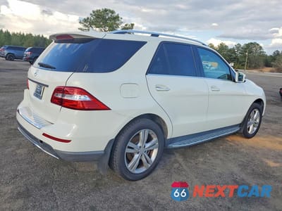 Trzecie zdjęcie samochodu z tyłu: 2013 MERCEDES-BENZ ML 350 VIN:4JGDA5JB3DA167685 - miniatura