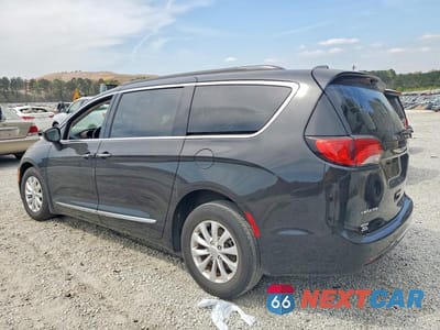 Drugie zdjęcie samochodu z przodu: 2017 CHRYSLER PACIFICA TOURING L VIN:2C4RC1BGXHR584360 - miniatura