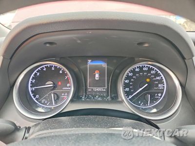 Zdjęcie 9 z 12 samochodu: 2020 TOYOTA CAMRY L VIN:4T1C11AK2LU987516 - miniatura