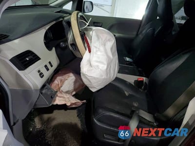Zdjęcie 7 z 13 samochodu: 2014 TOYOTA SIENNA SE 8-PASSENGER VIN:5TDXK3DC6ES499339 - miniatura
