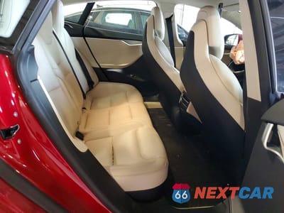 Zdjęcie 10 z 11 samochodu: 2018 TESLA MODEL S VIN:5YJSA1E49JF240545 - miniatura