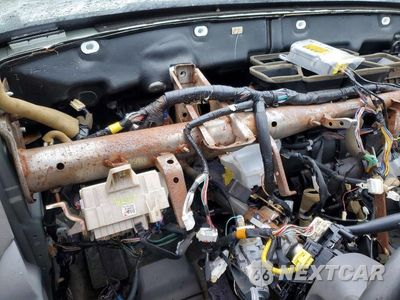 Zdjęcie 9 z 12 samochodu: 2003 TOYOTA CAMRY LE VIN:JTDBE32KX30195748 - miniatura