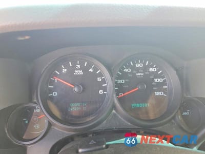 Zdjęcie 9 z 11 samochodu: 2010 CHEVROLET SILVERADO K1500 LS VIN:3GCRKREA7AG120222 - miniatura