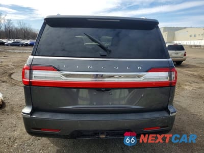 Zdjęcie 6 z 13 samochodu: 2018 LINCOLN NAVIGATOR RESERVE VIN:5LMJJ2LT4JEL19370 - miniatura