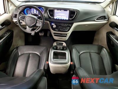 Zdjęcie 8 z 13 samochodu: 2024 CHRYSLER PACIFICA TOURING L VIN:2C4RC1BG3RR134082 - miniatura