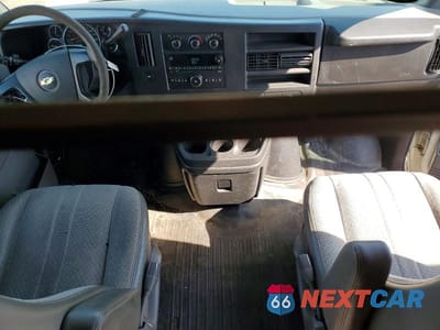 Zdjęcie 8 z 11 samochodu: 2013 CHEV EXPRESS G1500 VIN:1GCSGAFX3D1115321 - miniatura