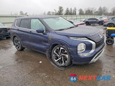 Czwarte zdjęcie samochodu z boku: 2023 MITSUBISHI OUTLANDER SE VIN:JA4J4UA86PZ010987 - miniatura