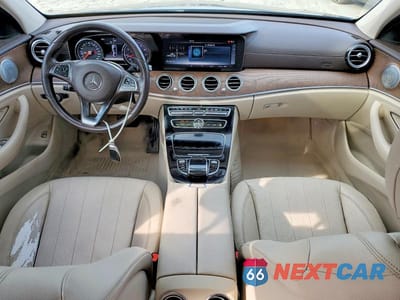 Zdjęcie 8 z 11 samochodu: 2017 MERCEDES-BENZ E 300 VIN:WDDZF4JB9HA102714 - miniatura