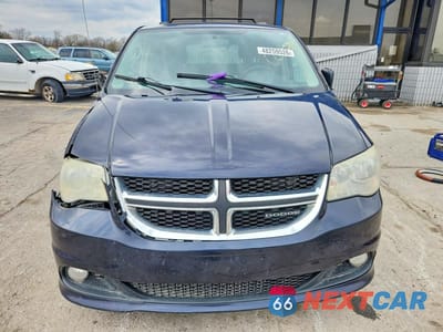 Piąte zdjęcie samochodu w środku: 2011 DODGE GRAND CARAVAN CREW VIN:2D4RN5DGXBR657137 - miniatura