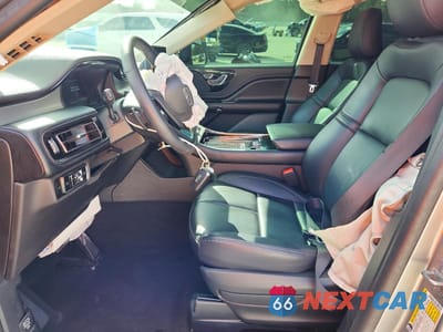 Zdjęcie 7 z 15 samochodu: 2024 LINCOLN AVIATOR VIN:5LM5J6WC3RGL07456 - miniatura