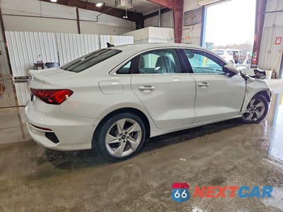 Trzecie zdjęcie samochodu z tyłu: 2023 AUDI A3 PREMIUM VIN:WAUAUDGY3PA090452 - miniatura