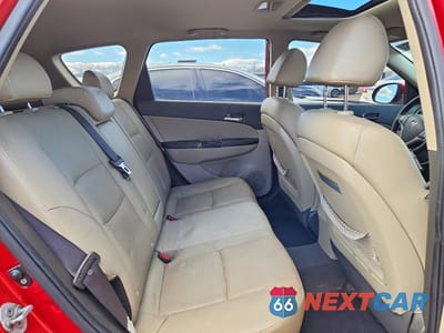 Zdjęcie 10 z 11 samochodu: 2011 HYUNDAI ELANTRA TOURING SE VIN:KMHDC8AE3BU113532 - miniatura