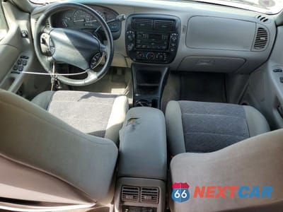 Zdjęcie 8 z 13 samochodu: 2000 FORD EXPLORER XLT VIN:1FMZU73E0YZA42232 - miniatura