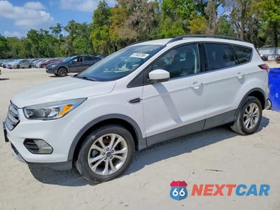2018 FORD ESCAPE SE 1FMCU0GD0JUC20237 - główne zdjęcie licytacji z USA - miniatura