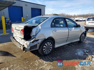 Trzecie zdjęcie samochodu z tyłu: 2004 TOYOTA COROLLA S VIN:1NXBR32E84Z239394 - miniatura
