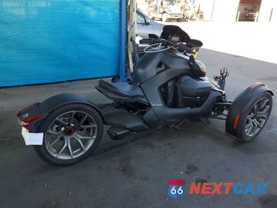 Czwarte zdjęcie samochodu z boku: 2023 CAN-AM RYKER VIN:3JB2FEG29PJ002823 - miniatura