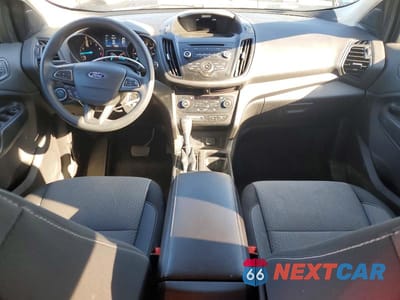 Zdjęcie 8 z 12 samochodu: 2017 FORD ESCAPE SE VIN:1FMCU9G97HUB04317 - miniatura