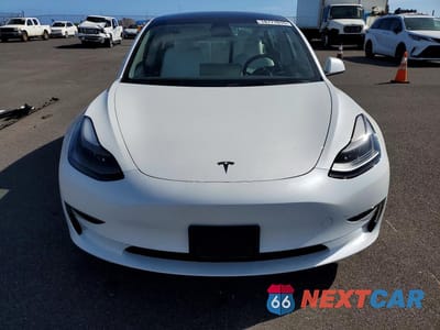Piąte zdjęcie samochodu w środku: 2023 TESLA MODEL 3 VIN:5YJ3E1EA6PF519586 - miniatura