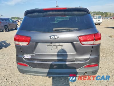 Zdjęcie 6 z 13 samochodu: 2018 KIA SORENTO LX V6 VIN:5XYPGDA51JG346680 - miniatura