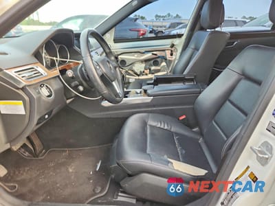 Zdjęcie 7 z 12 samochodu: 2014 MERCEDES-BENZ E 350 VIN:WDDHF5KBXEA813303 - miniatura