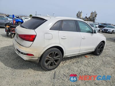 Trzecie zdjęcie samochodu z tyłu: 2016 AUDI Q3 PREMIUM PLUS VIN:WA1BFCFS3GR011026 - miniatura