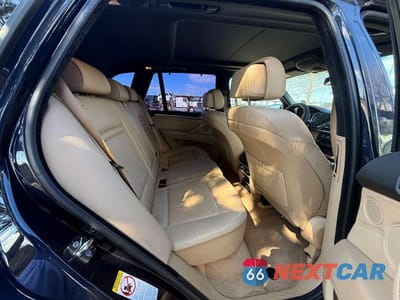 Zdjęcie 6 z 10 samochodu: 2008 BMW X5 4.8I VIN:5UXFE83598L163398 - miniatura