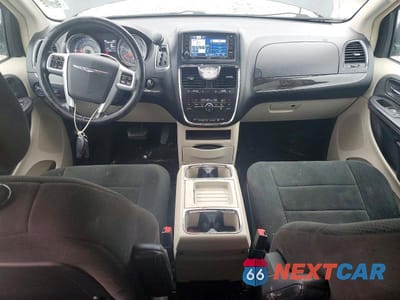 Zdjęcie 8 z 12 samochodu: 2012 CHRYSLER TOWN & COUNTRY TOURING VIN:2C4RC1BG7CR116126 - miniatura