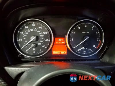 Zdjęcie 9 z 13 samochodu: 2011 BMW 335 XI VIN:WBAKF9C50BE247315 - miniatura