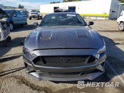 Piąte zdjęcie samochodu w środku: 2018 FORD MUSTANG GT VIN:1FA6P8CF0J5166100 - miniatura
