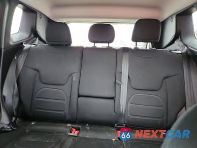 Zdjęcie 10 z 14 samochodu: 2019 JEEP RENEGADE LATITUDE VIN:ZACNJBBB1KPK50290 - miniatura