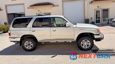 Zdjęcie 11 z 14 samochodu: 2002 TOYOTA 4RUNNER SR5 VIN:JT3GN86R620244585 - miniatura