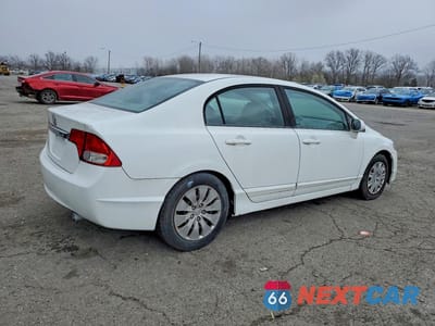 Trzecie zdjęcie samochodu z tyłu: 2010 HONDA CIVIC GX VIN:19XFA4F5XAE000274 - miniatura