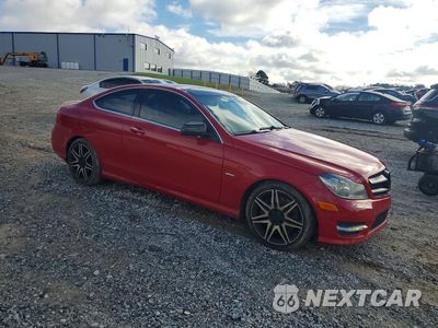 Czwarte zdjęcie samochodu z boku: 2013 MERCEDES-BENZ C 250 VIN:WDDGJ4HB8DG046042 - miniatura