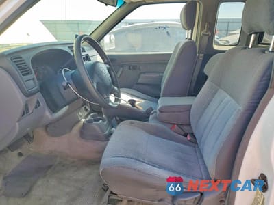 Zdjęcie 7 z 11 samochodu: 2000 NISSAN FRONTIER XE VIN:1N6DD26S4YC348546 - miniatura