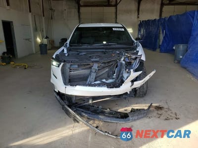 Piąte zdjęcie samochodu w środku: 2024 GMC ACADIA UPLEVEL VIN:1GKENKKS2RJ235917 - miniatura
