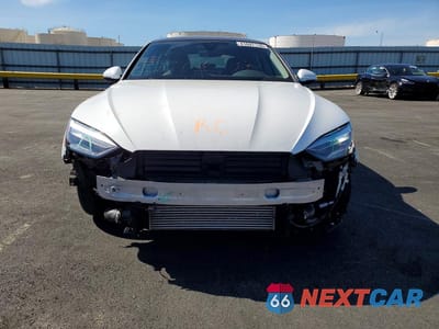 Piąte zdjęcie samochodu w środku: 2021 AUDI A5 PREMIUM 40 VIN:WAUABCF54MA029422 - miniatura